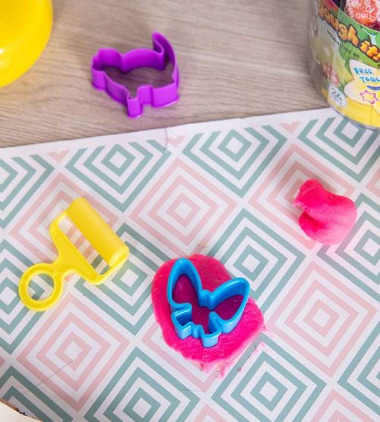 pâte à modeler avec accessoires pour enfants (24 couleurs)
