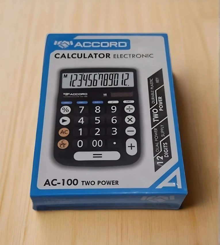 calculatrice électronique ACCORD AC-100, un outil essentiel pour les calculs quotidiens, les études et les tâches professionnelles.
